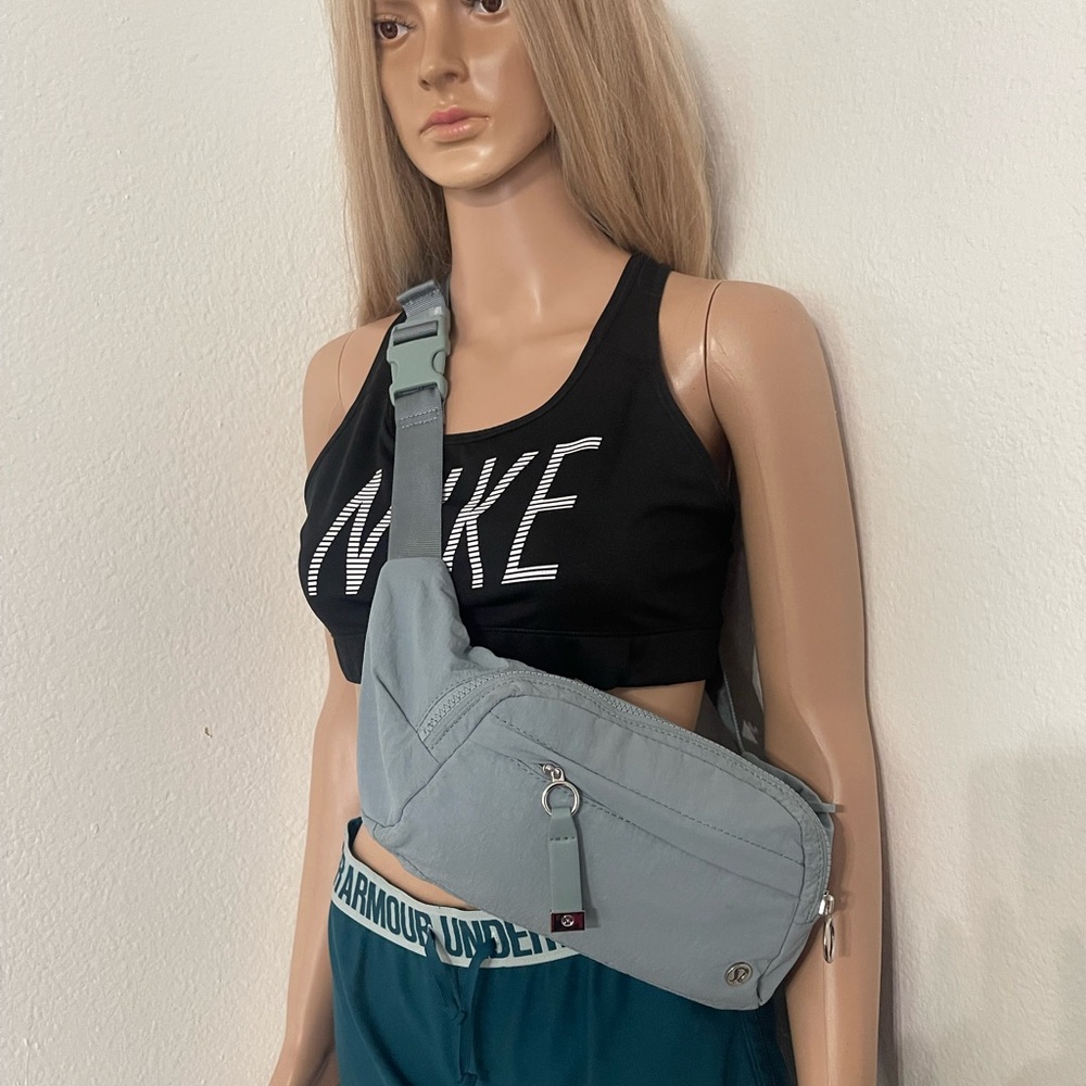 Lululemon On The Beat Belt Bag* 4.5L Blue Cast - Picture 8 of 16